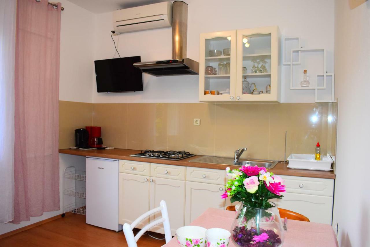 Apartments Lavandula Baska 外观 照片
