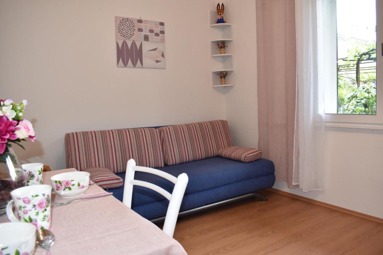 Apartments Lavandula Baska 外观 照片